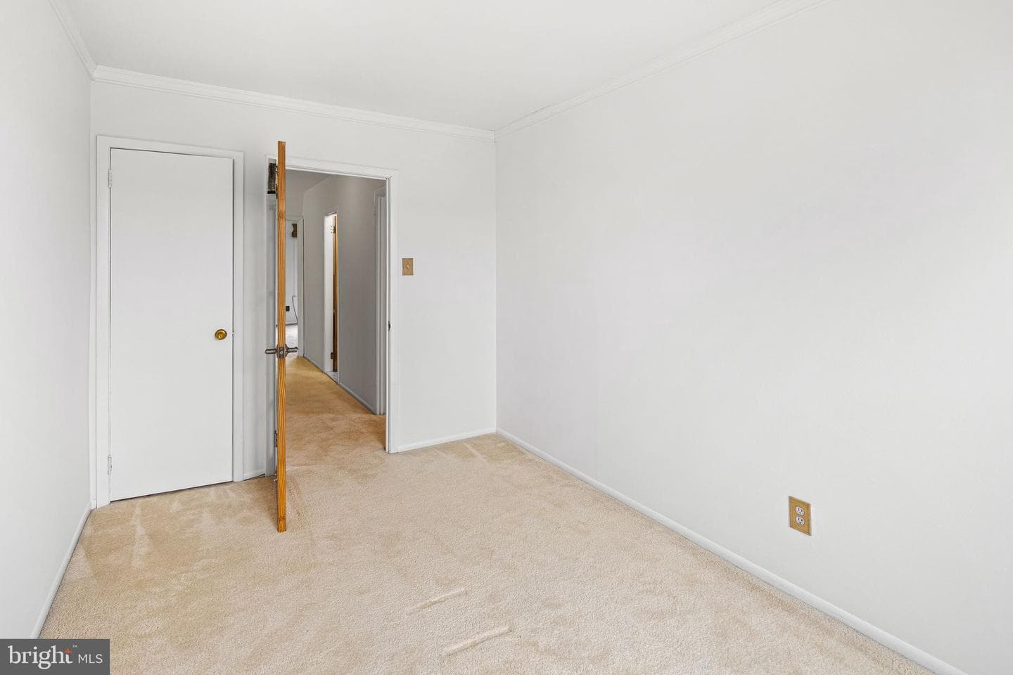 9838 Bonner Street photo 22