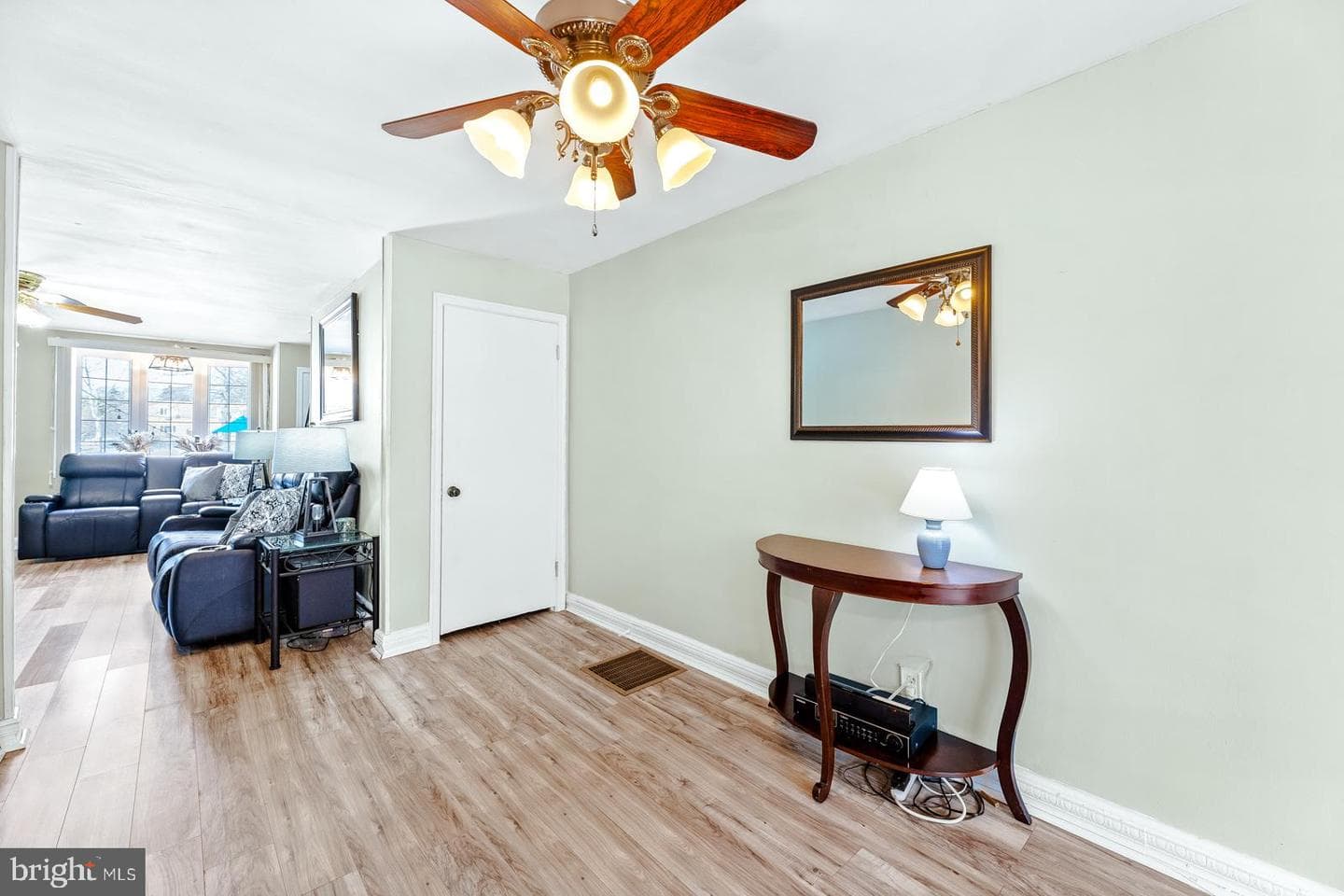 7909 Ditman Street photo 18