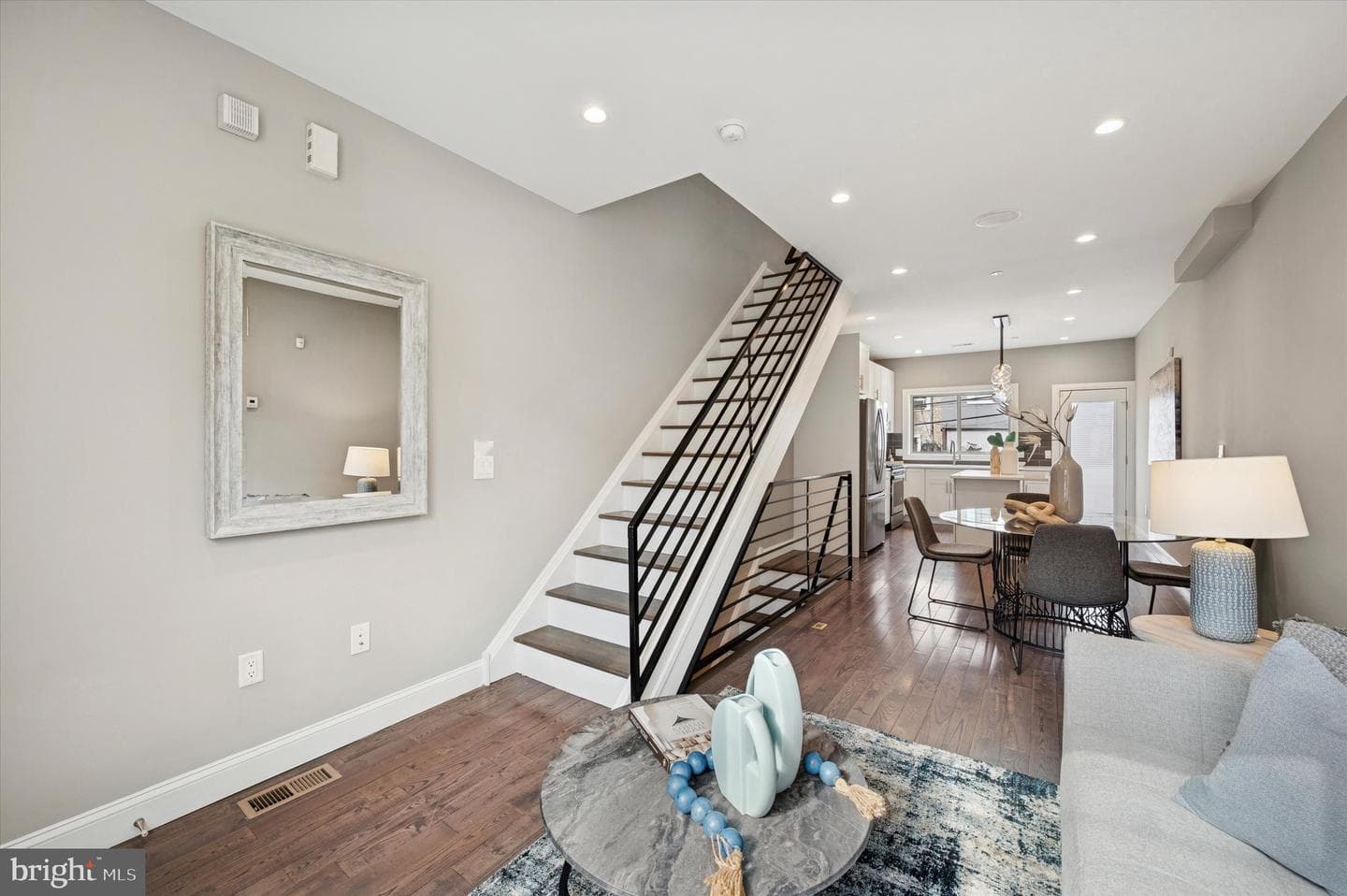2333 Wilder Street photo 6