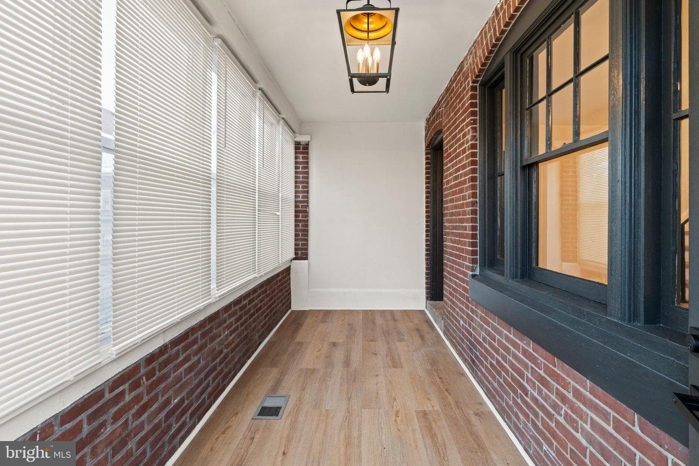 1744 Fillmore Street photo 2