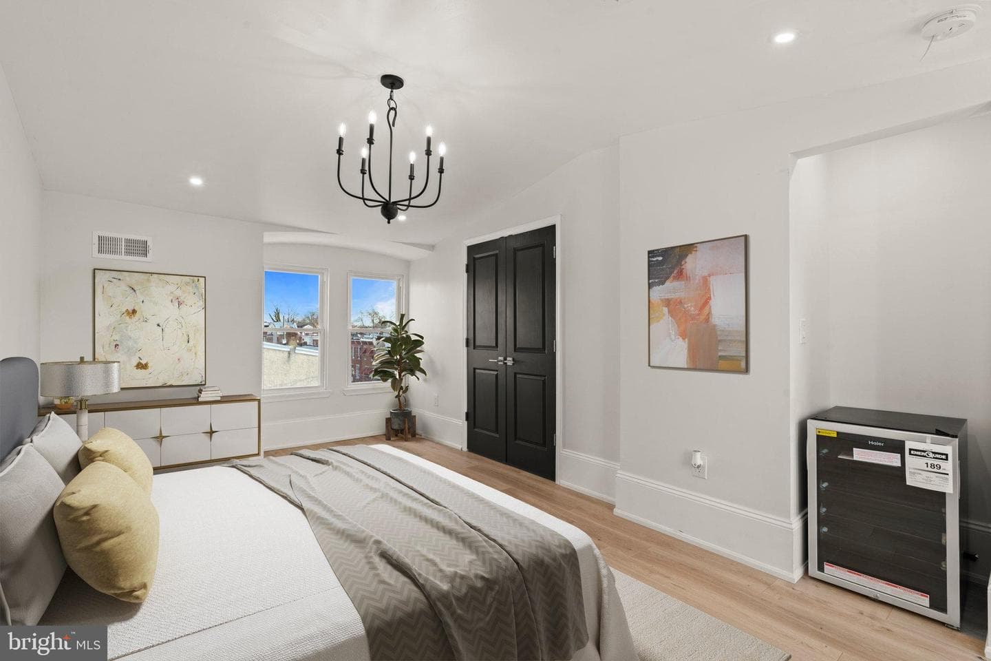 1744 Fillmore Street photo 35