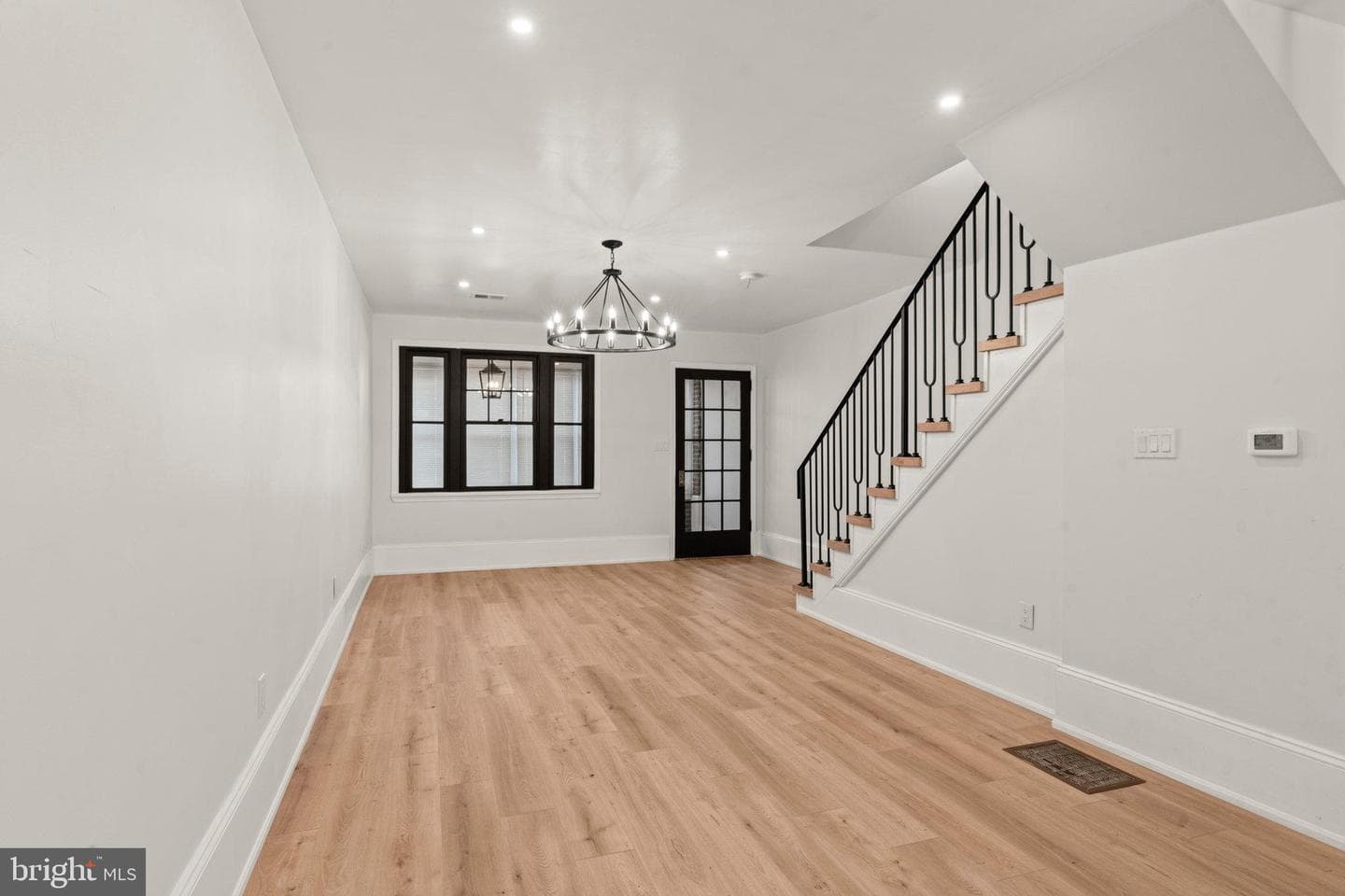 1744 Fillmore Street photo 7