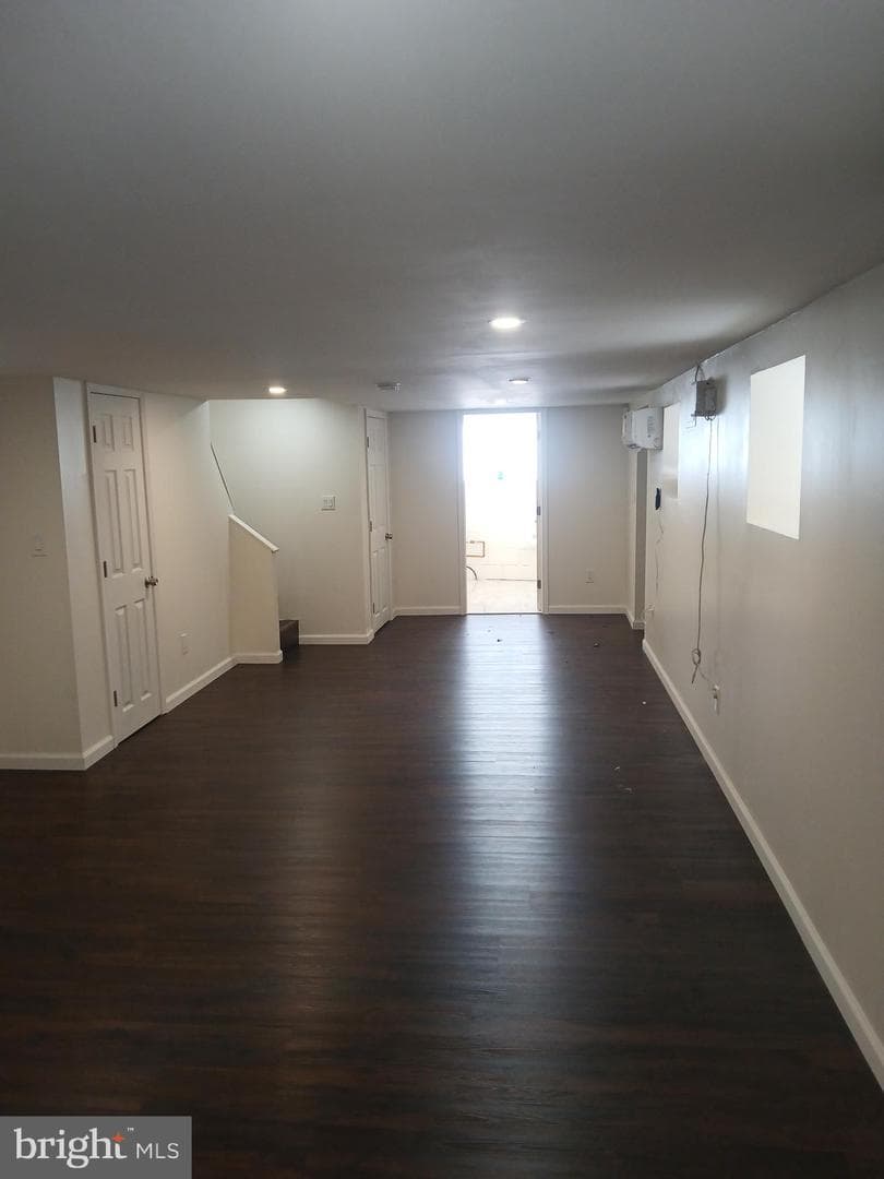 630 E Price Street photo 25