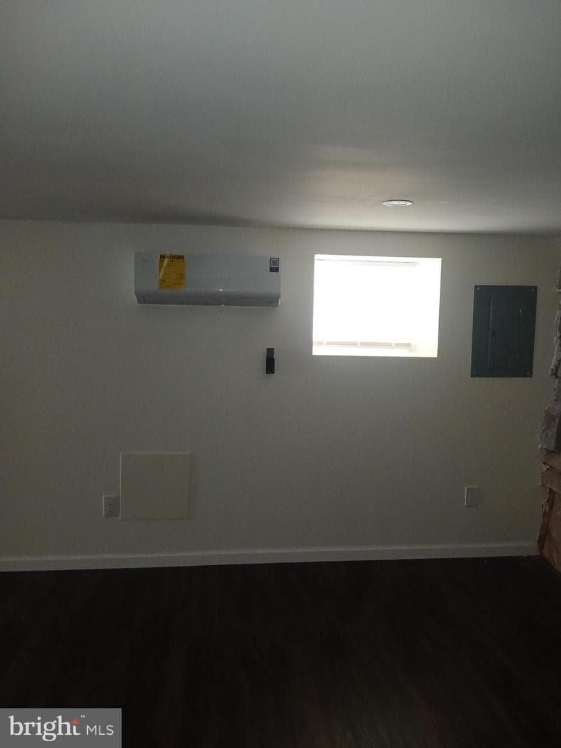 630 E Price Street photo 26