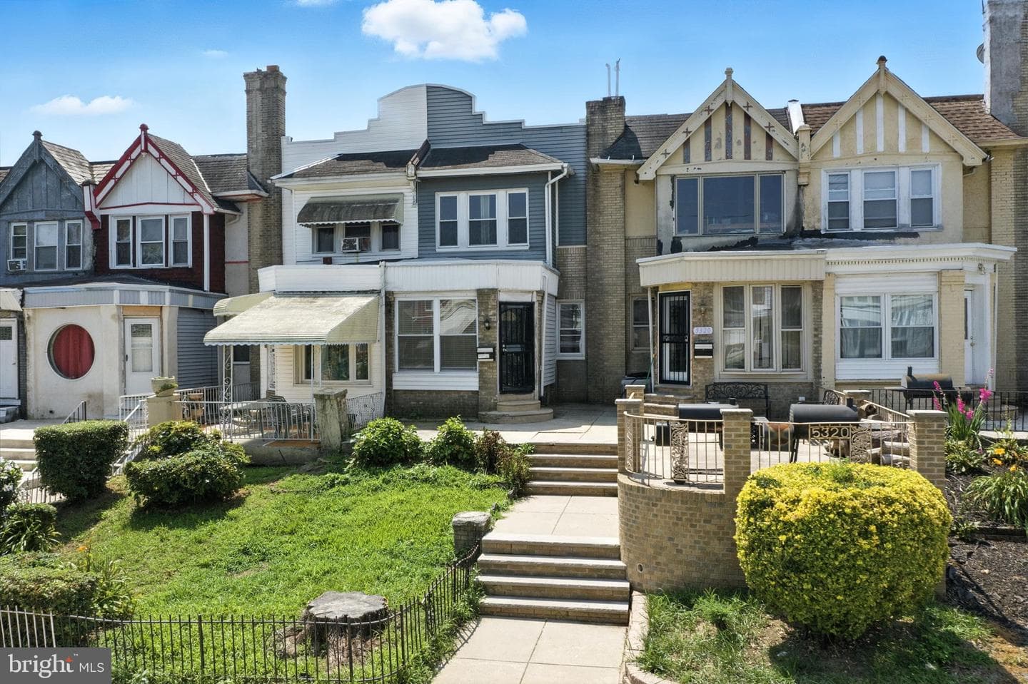 5318 Arlington Street photo 2