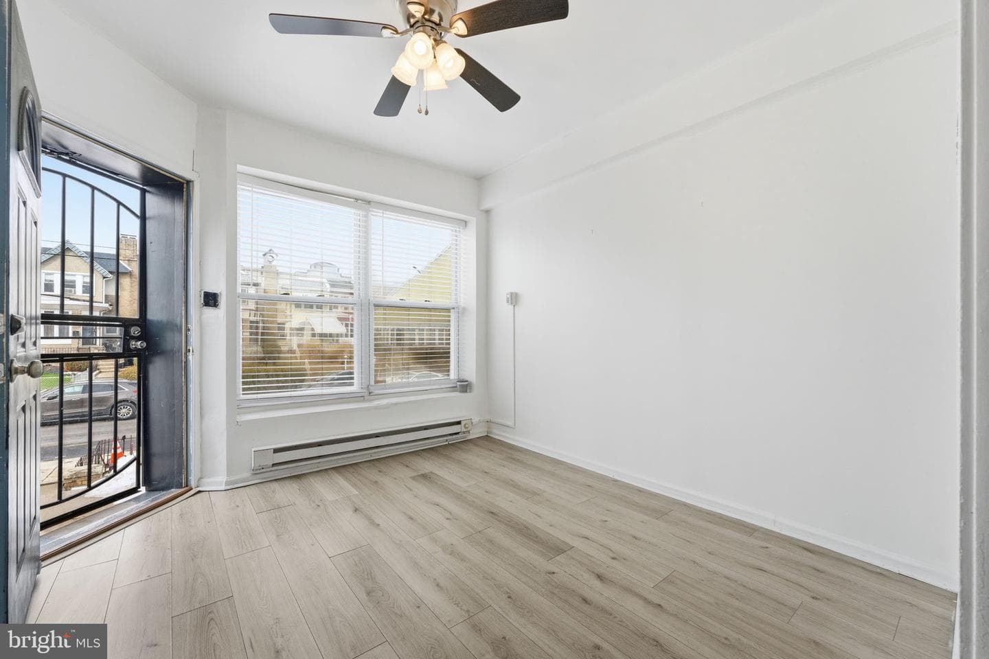 5318 Arlington Street photo 4