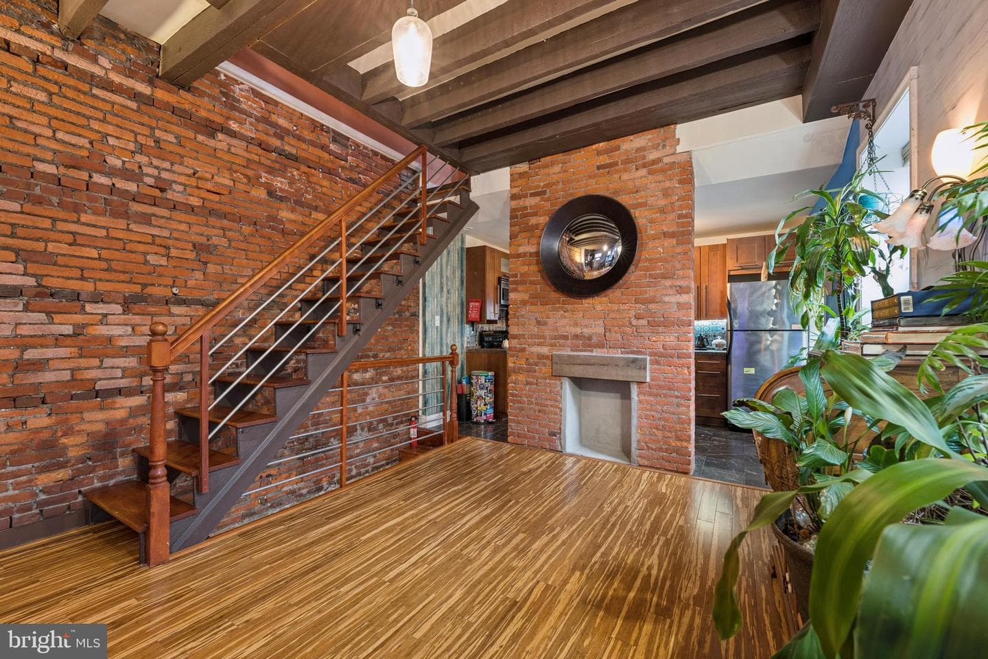 1632 Brown Street photo 1