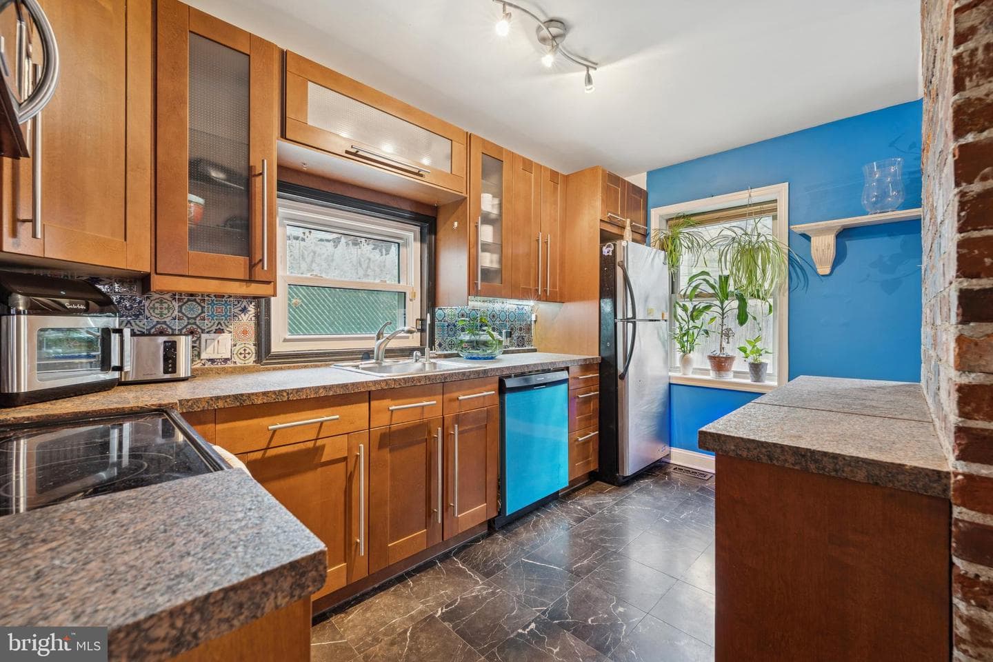 1632 Brown Street photo 11