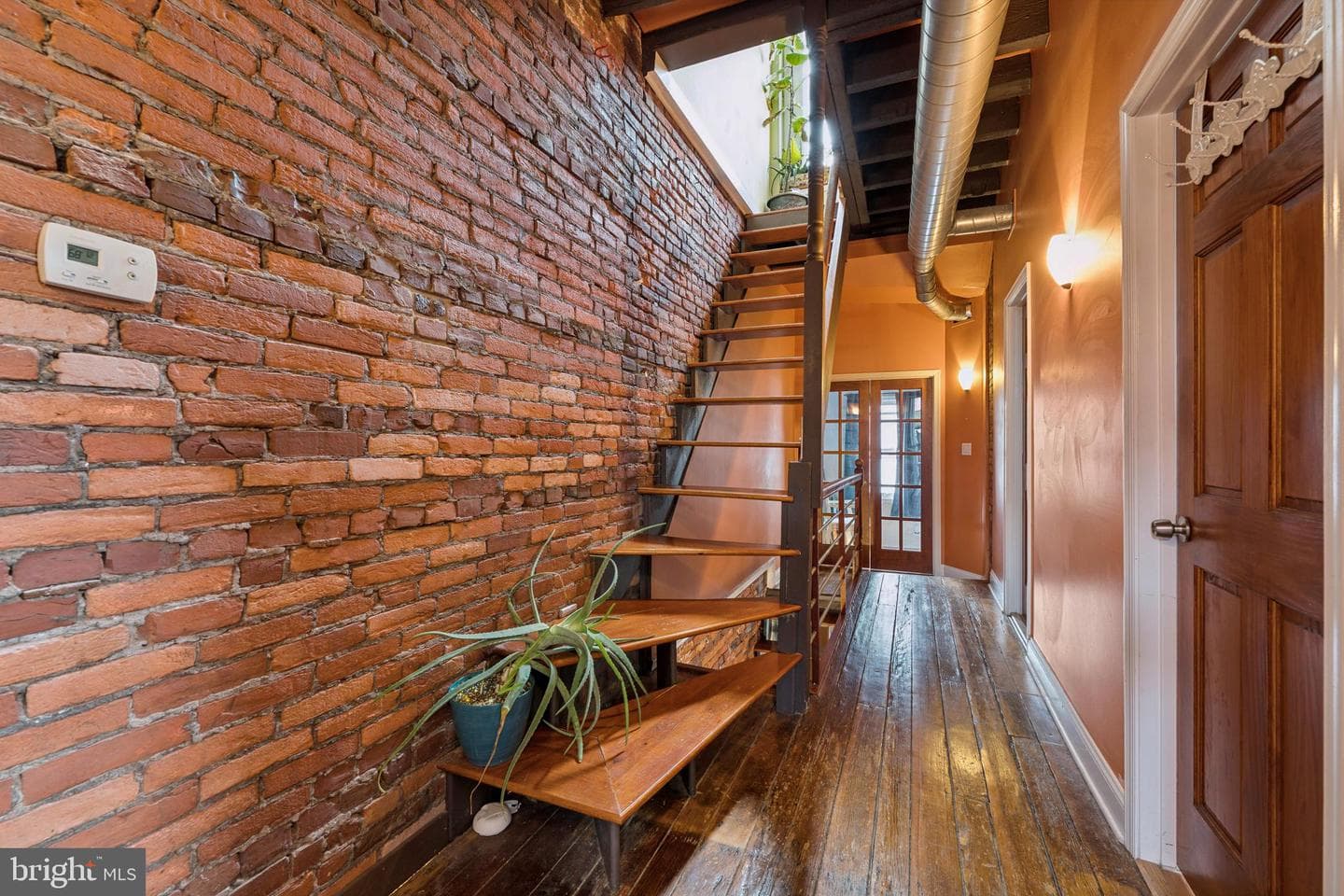 1632 Brown Street photo 7