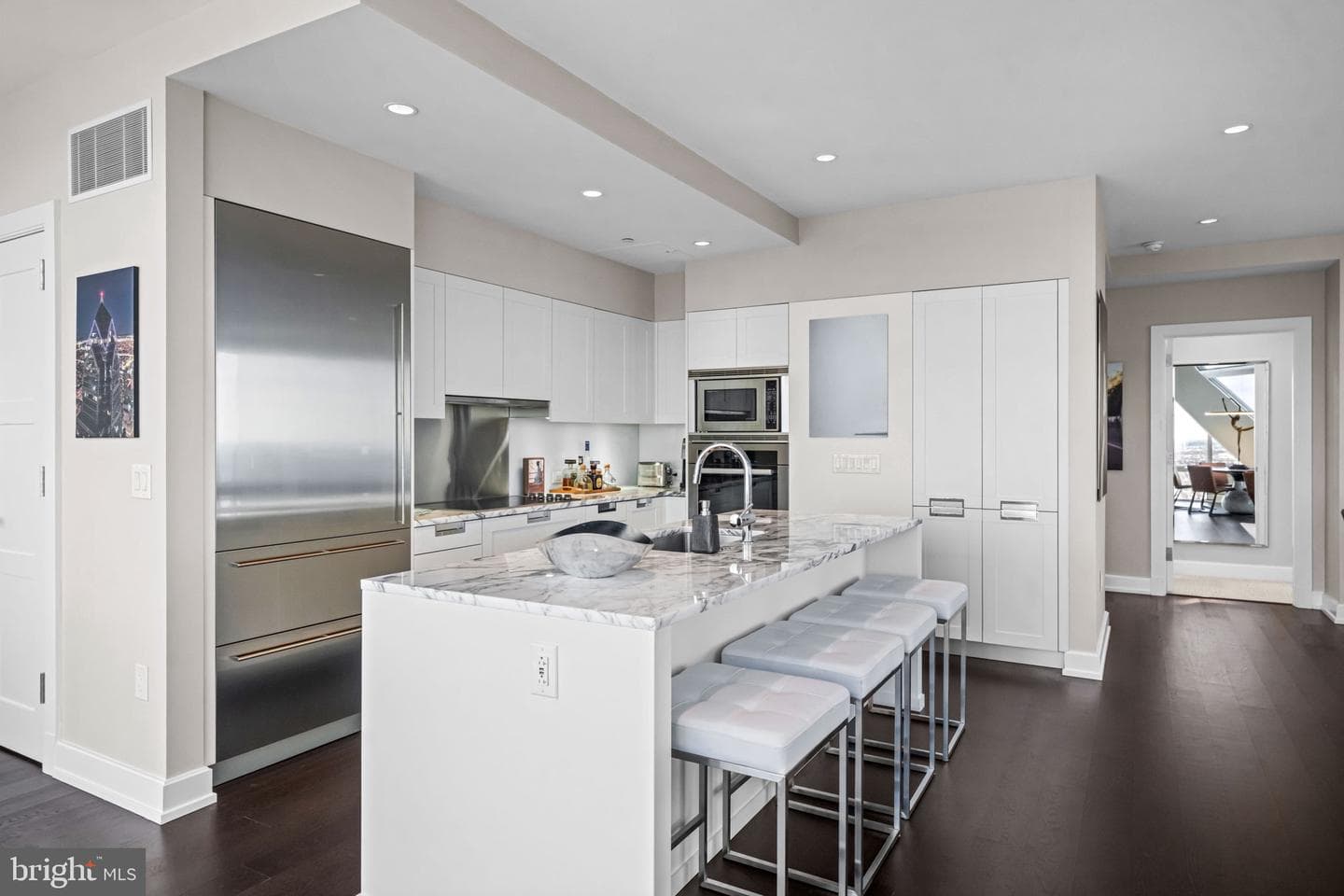 50 S 16th Street #5602 photo 16