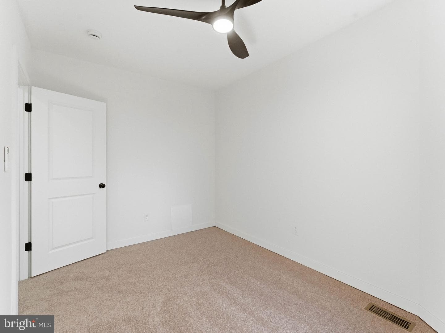 1618 N 59th Street photo 23