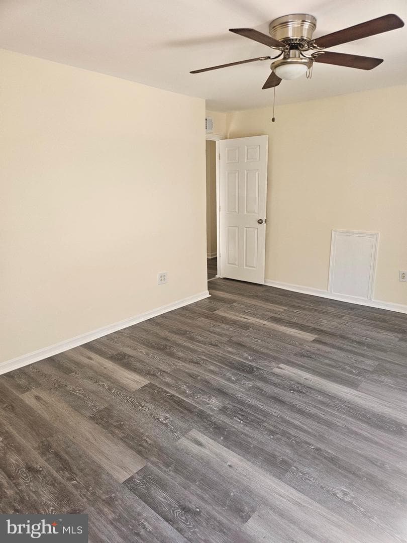 2201 Strahle Street #b207 photo 4