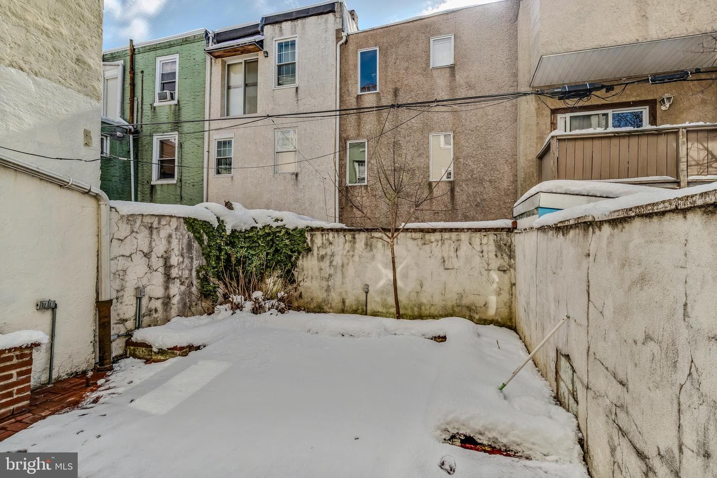 634 Kimball Street photo 10
