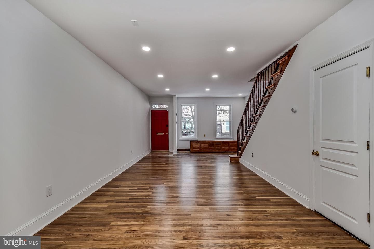 634 Kimball Street photo 6