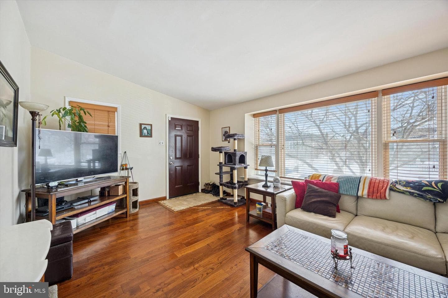 8838 Revere Street photo 4