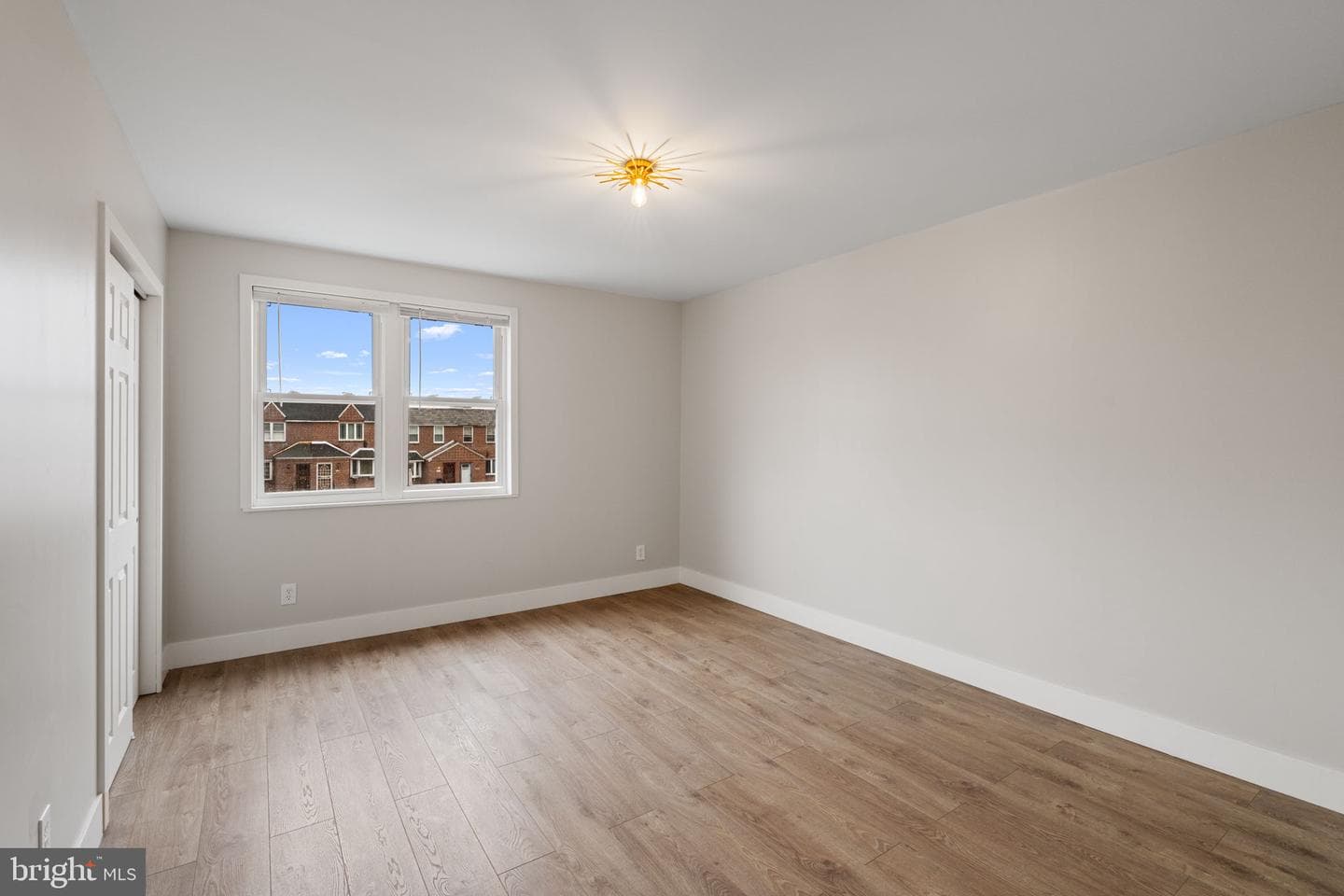 8546 Forrest Avenue photo 33