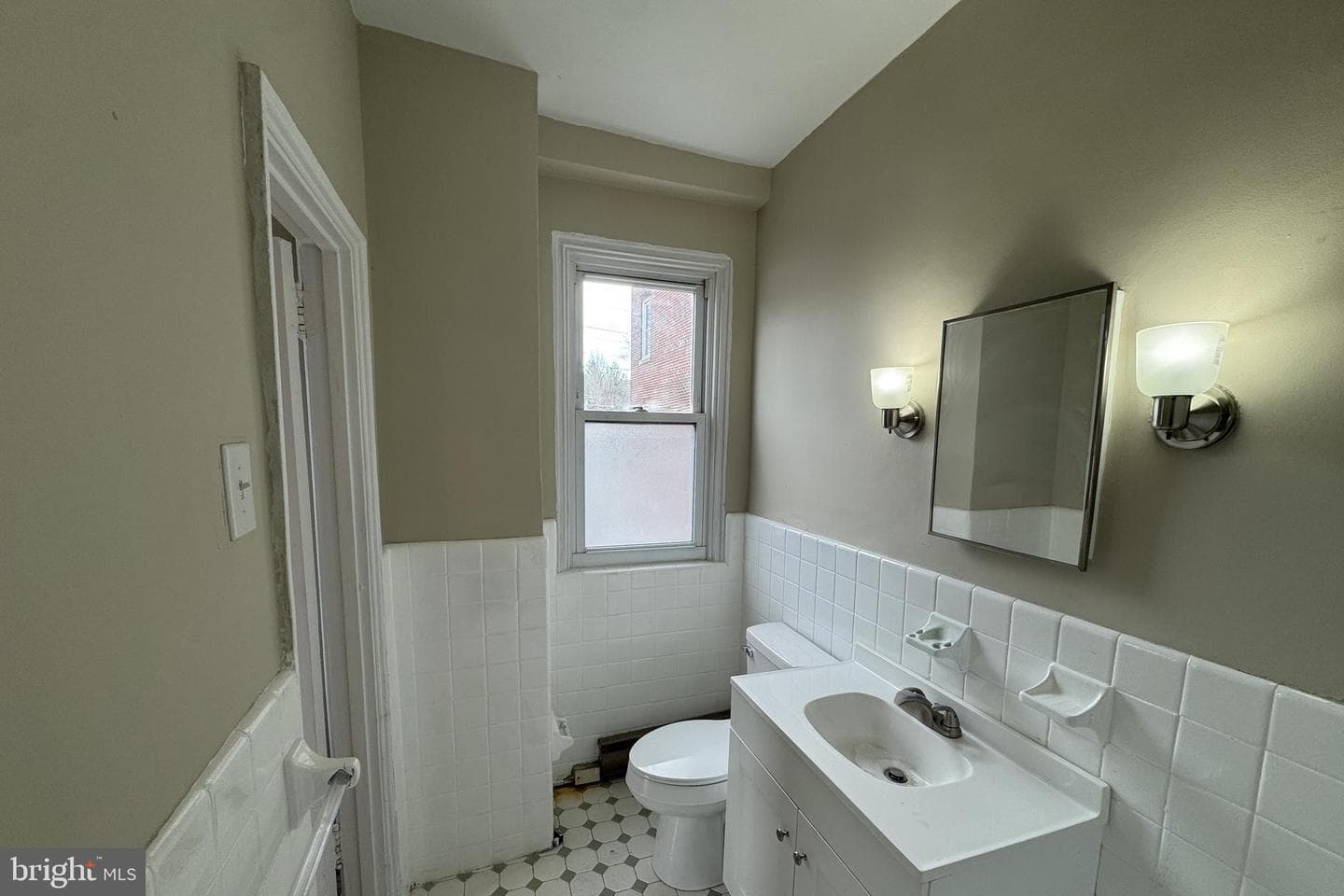 400 W Hortter Street #301 photo 34