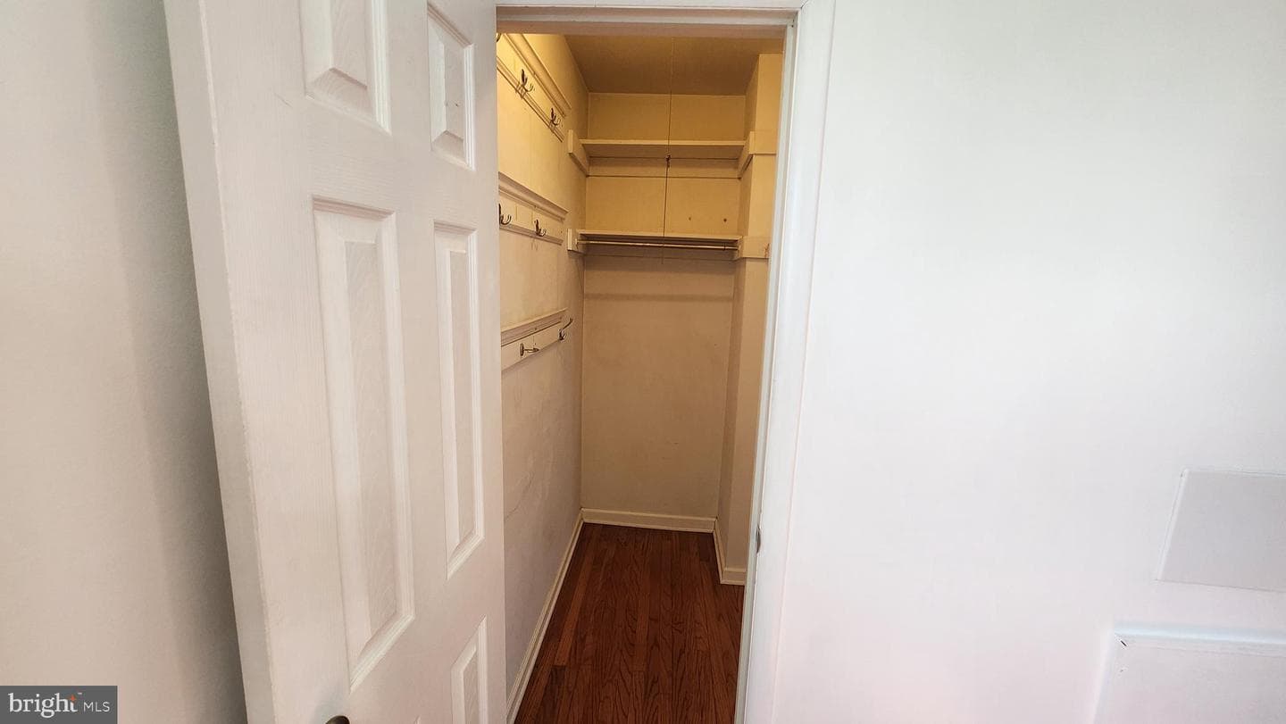1112 Kent Lane photo 22