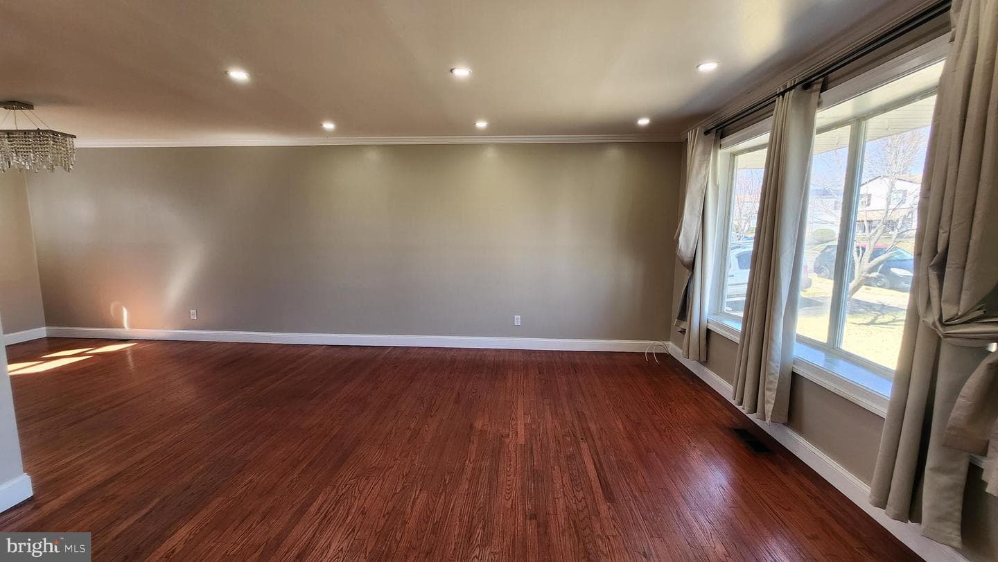 1112 Kent Lane photo 7