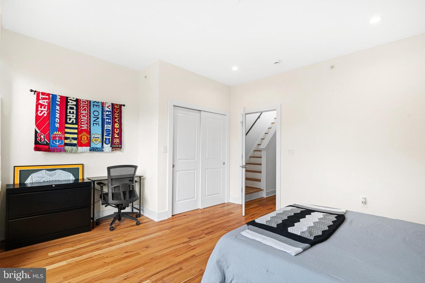 1215 N 5th St # 2 photo 14