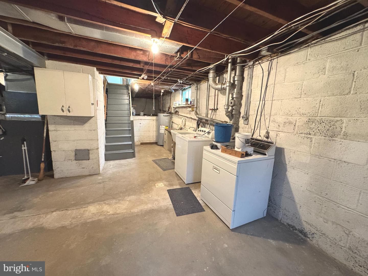 9505 Alton Street photo 11