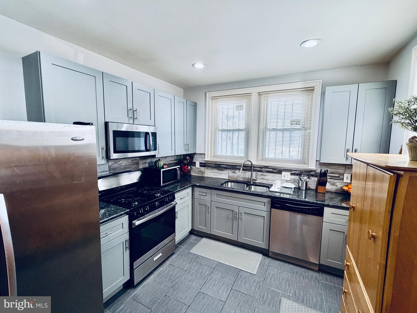 4777 Tampa Street photo 14