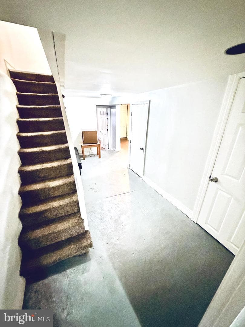 4777 Tampa Street photo 32
