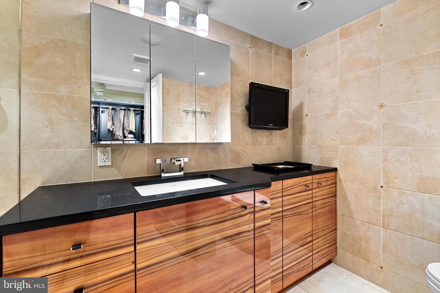 233 S 6th Street #2009 photo 46