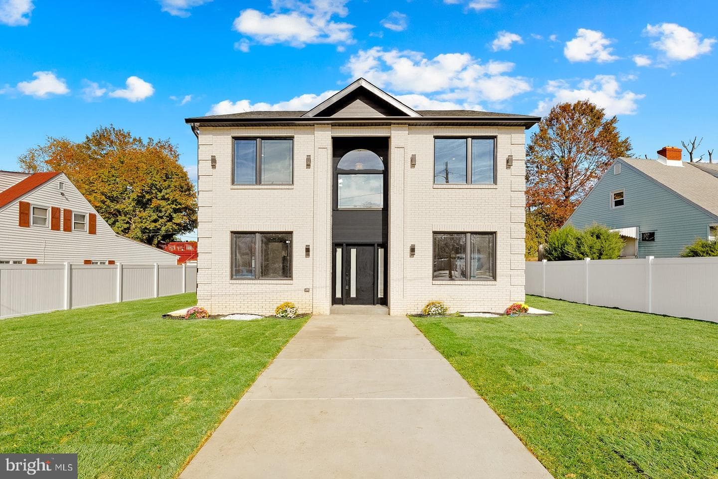 3215 Brookdale Road photo 2