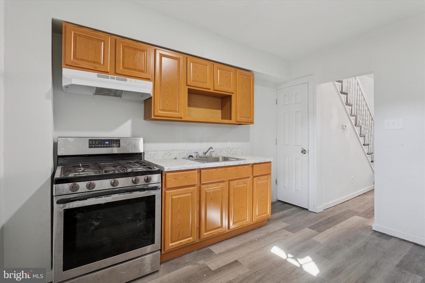 2350 N Opal Street photo 8
