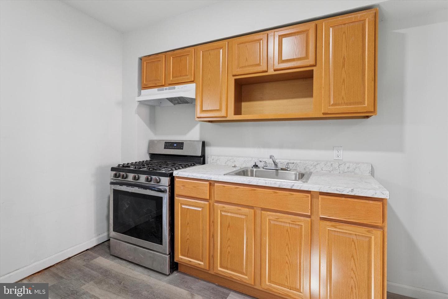 2350 N Opal Street photo 9
