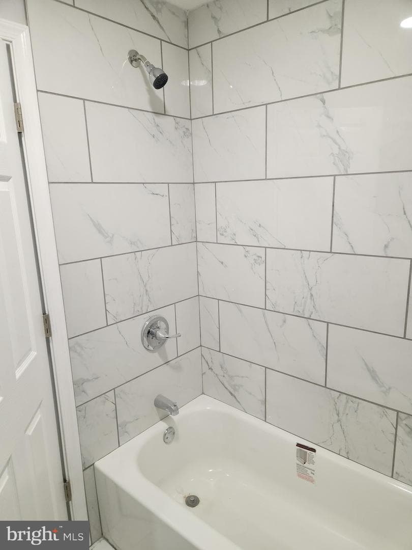 220 N 56th Street photo 18