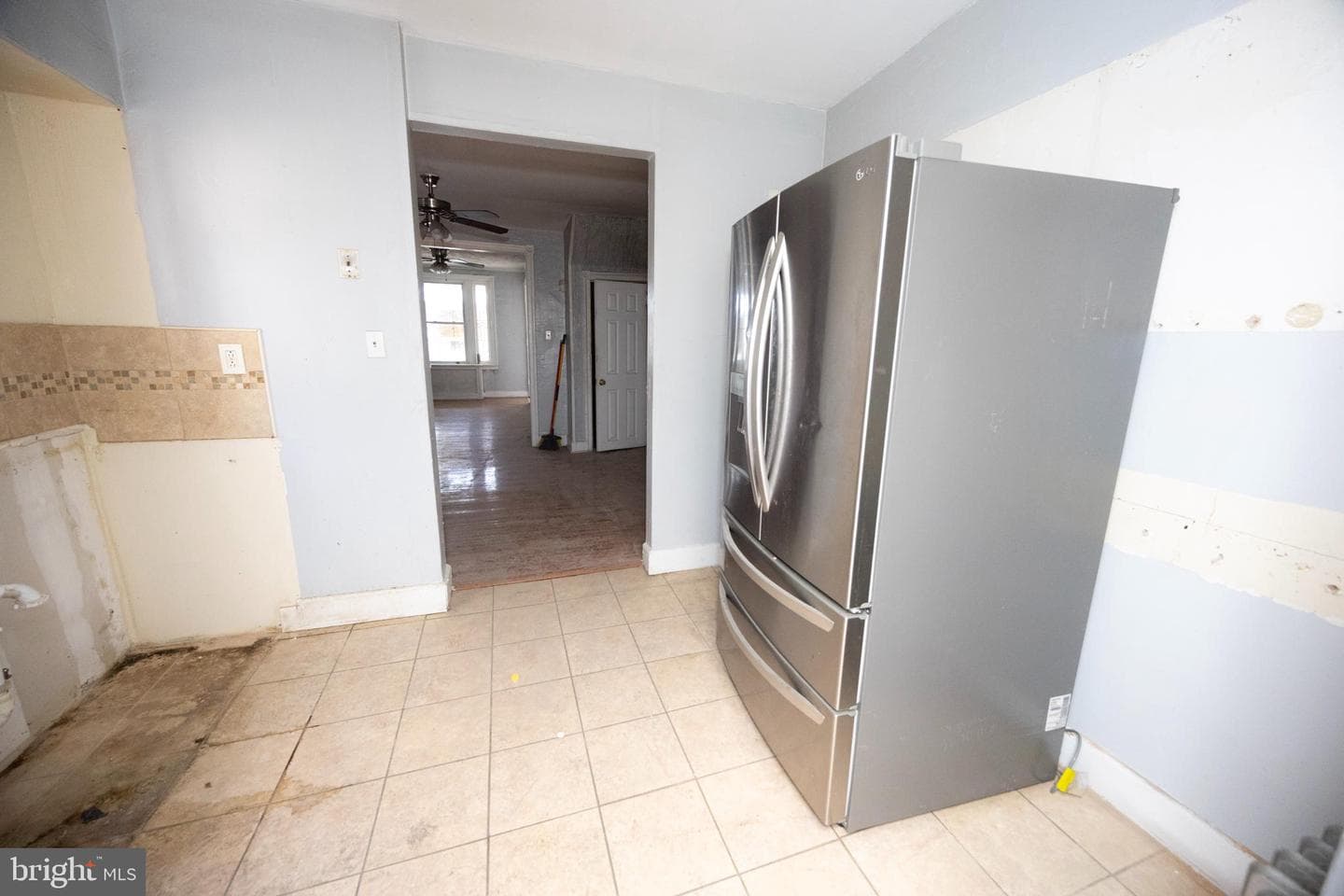 5729 Hadfield Street photo 11