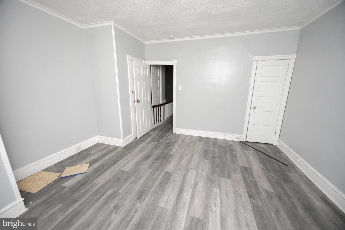 5729 Hadfield Street photo 13