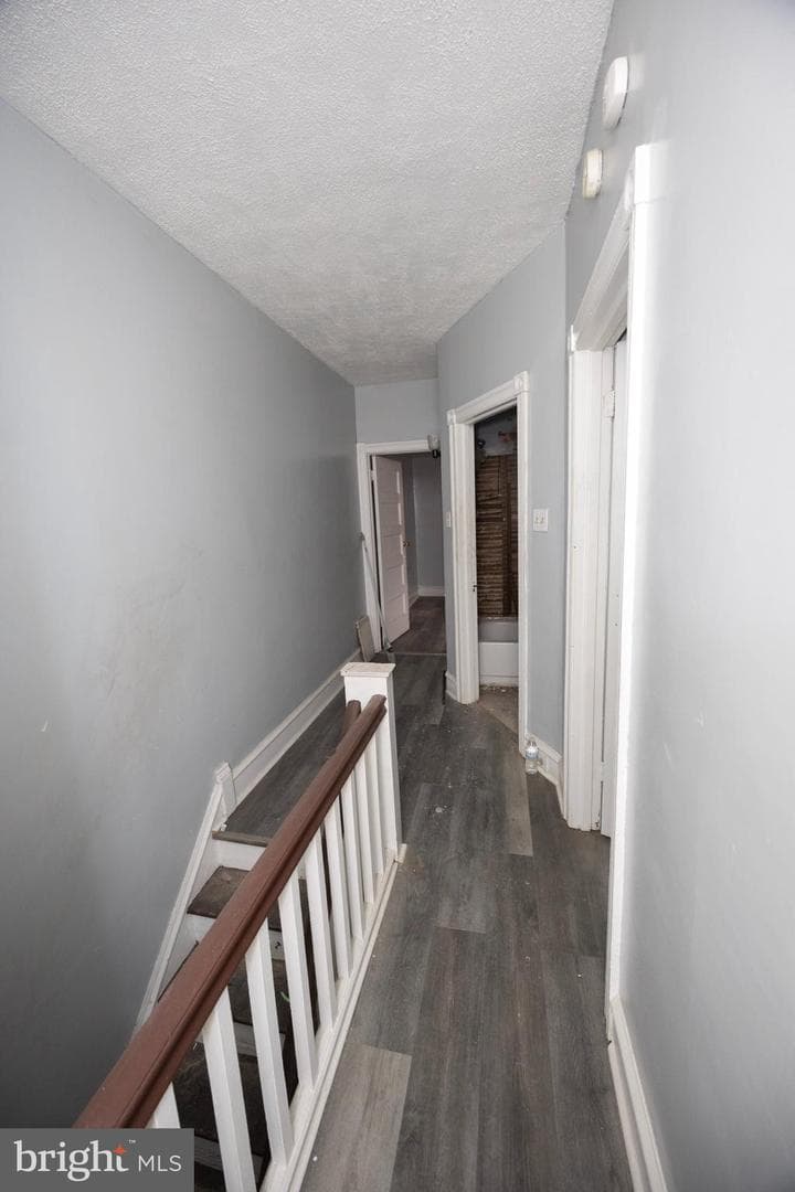 5729 Hadfield Street photo 14
