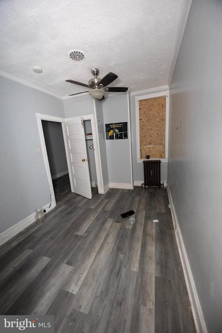 5729 Hadfield Street photo 16