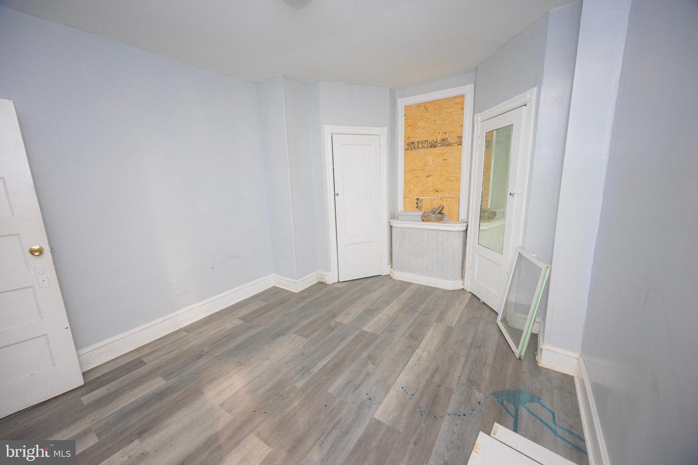 5729 Hadfield Street photo 20