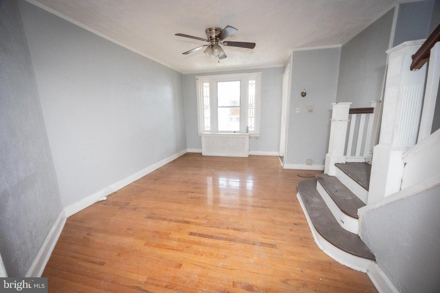 5729 Hadfield Street photo 8