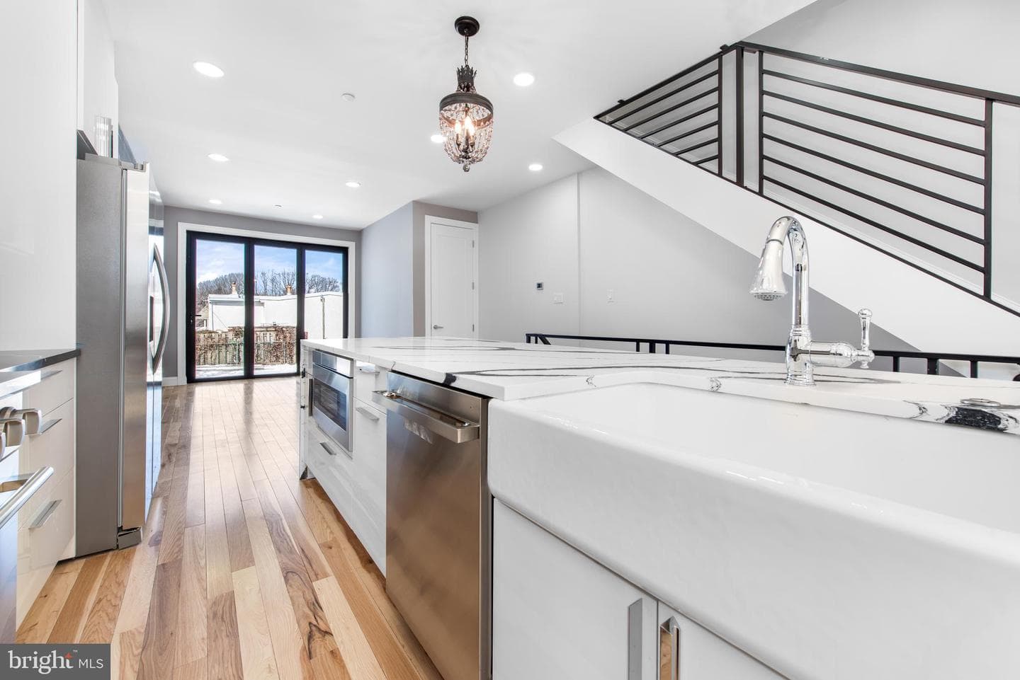 268 Dupont Street photo 5