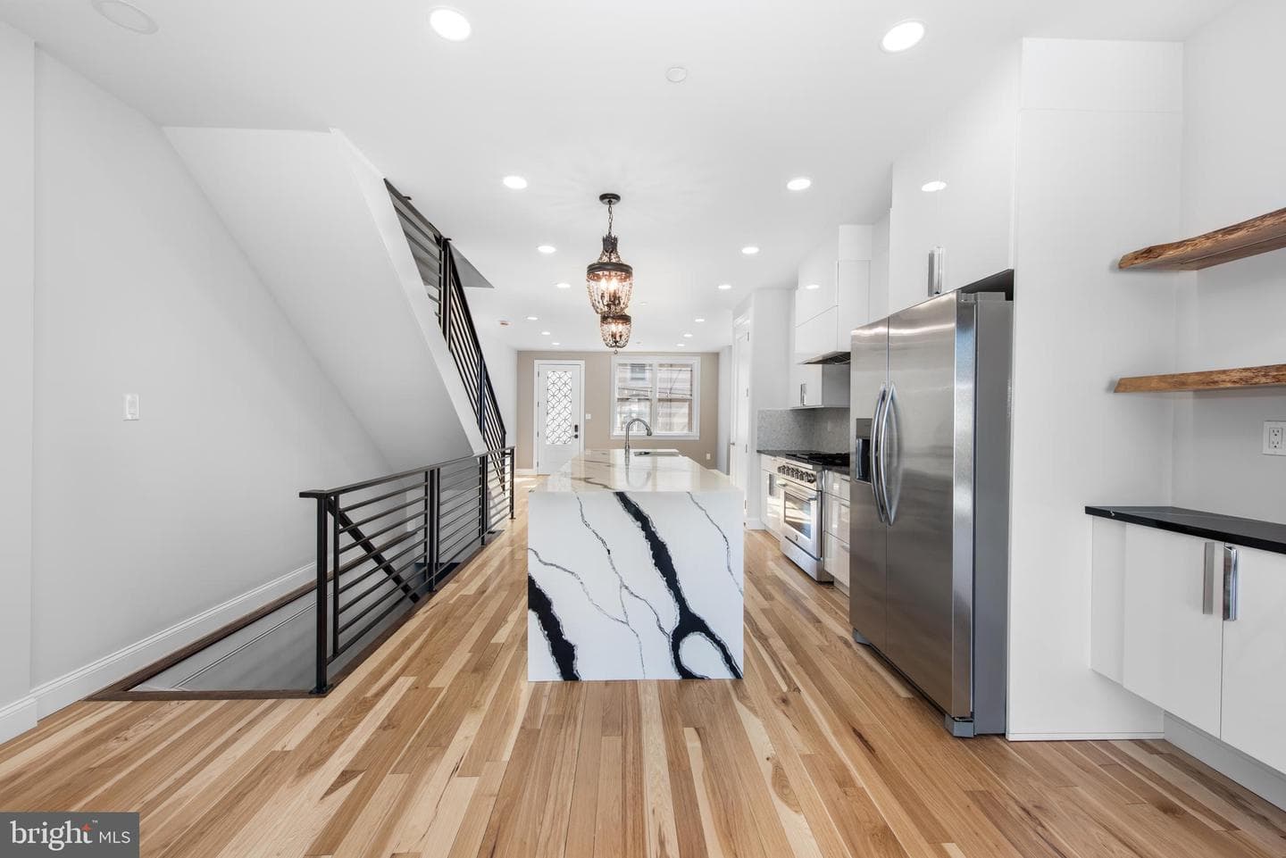 268 Dupont Street photo 6