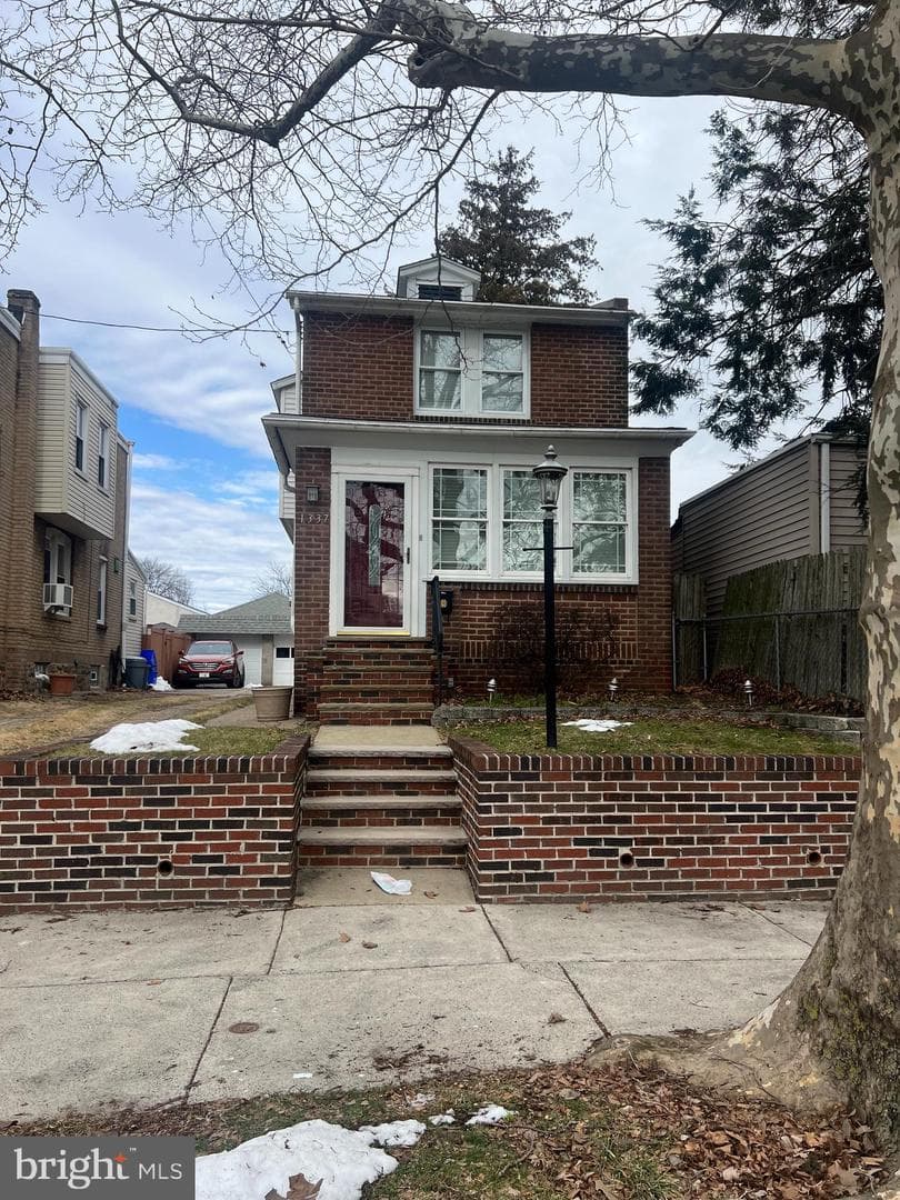 1337 Bleigh Avenue photo 1
