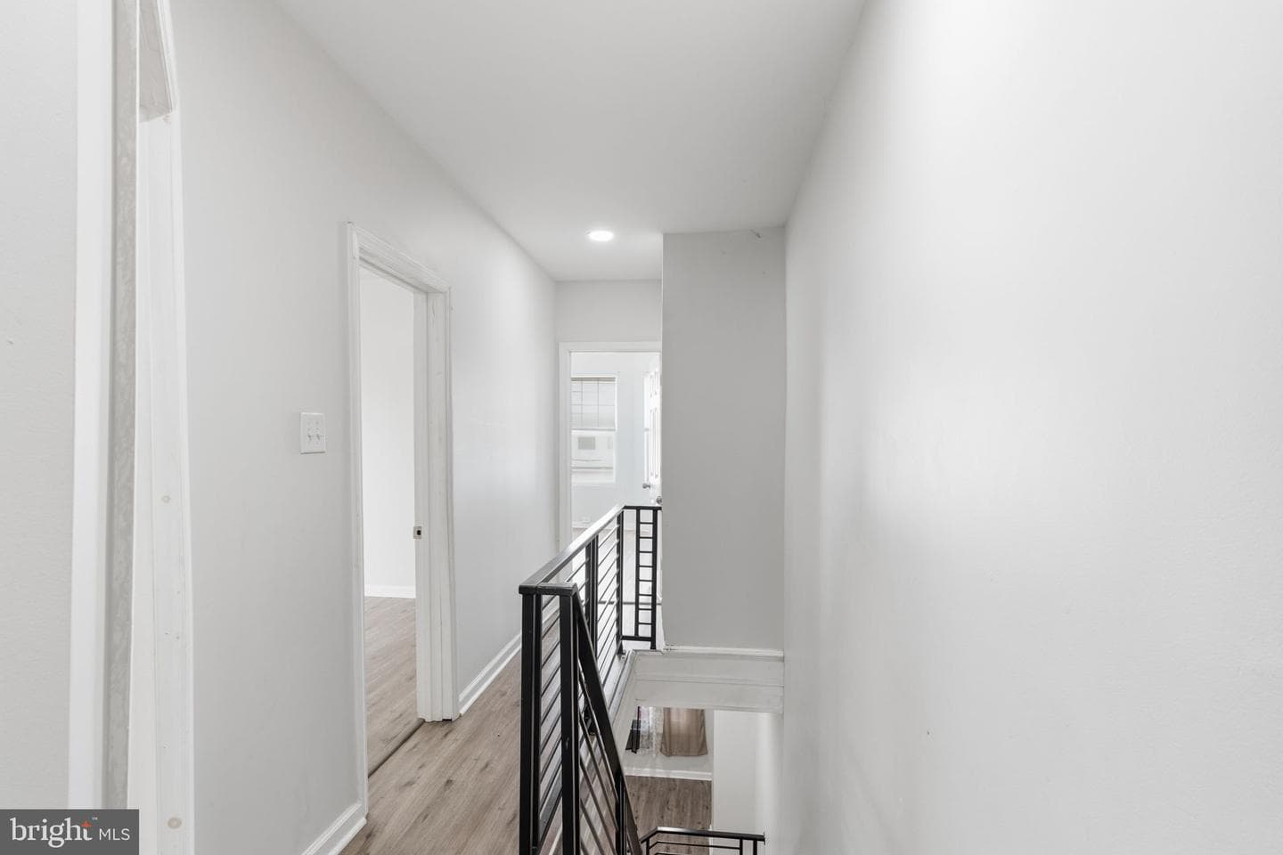 5754 Cedar Avenue photo 12