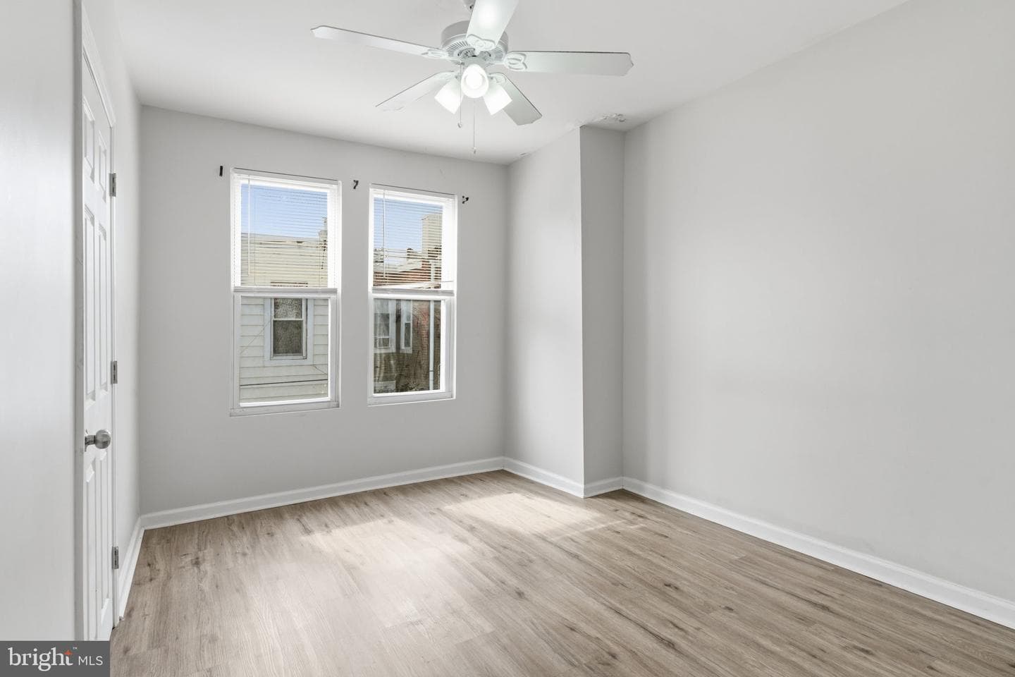 5754 Cedar Avenue photo 18
