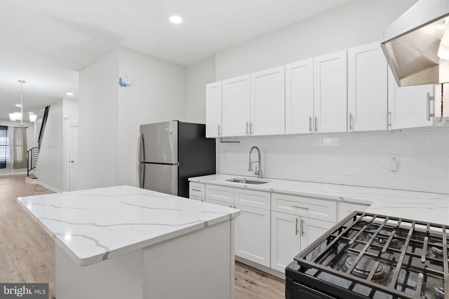 5754 Cedar Avenue photo 9