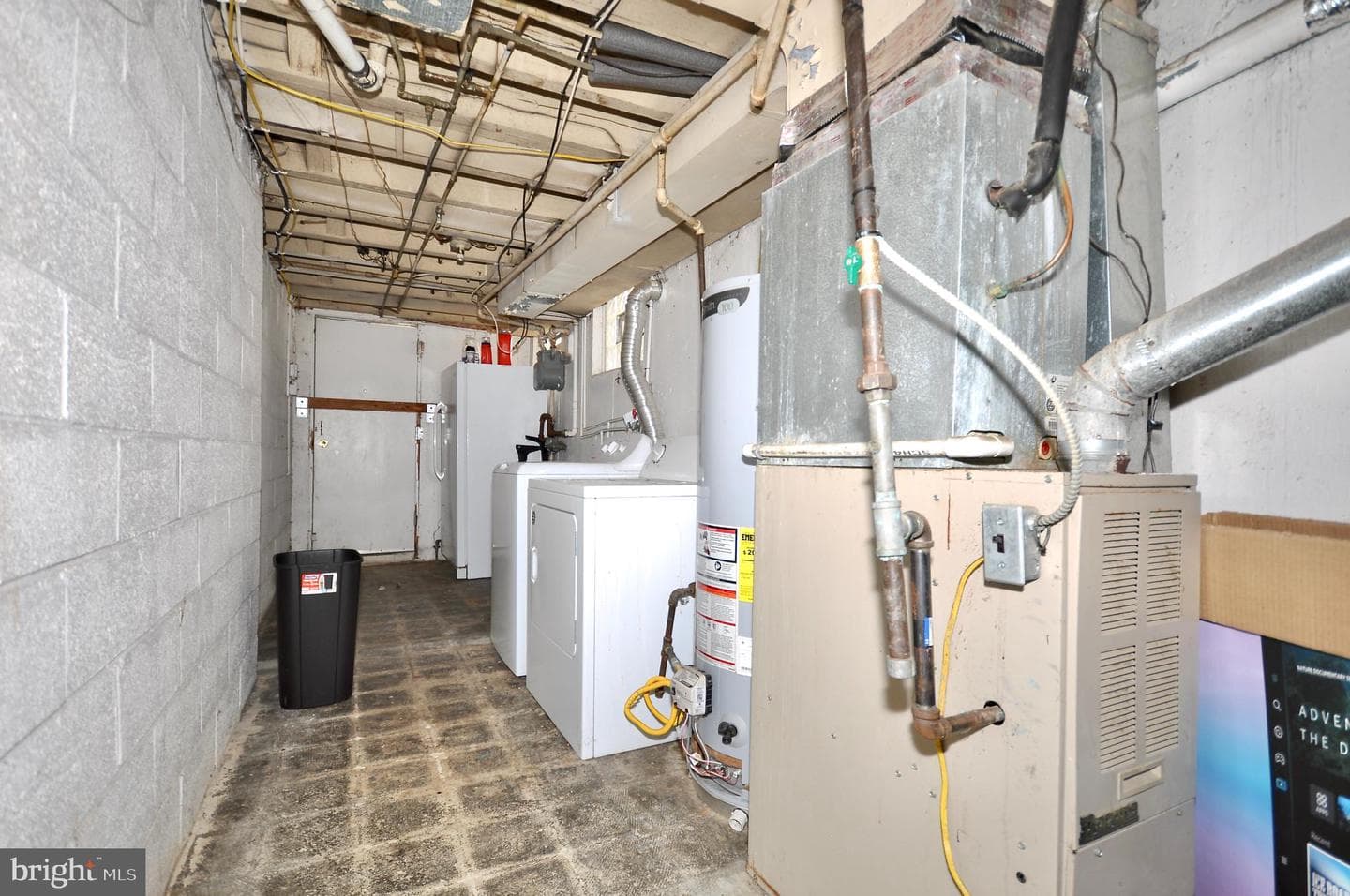1413 Southampton Road photo 24