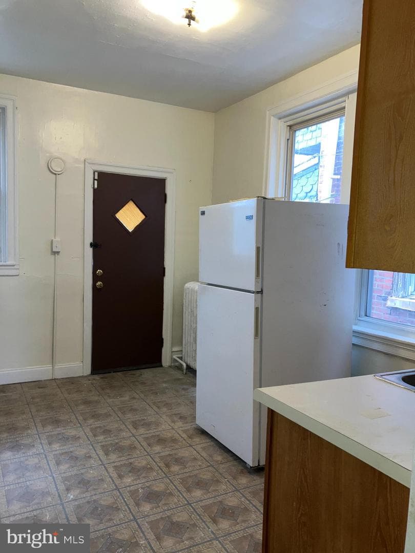 1512 W Ruscomb Street photo 16