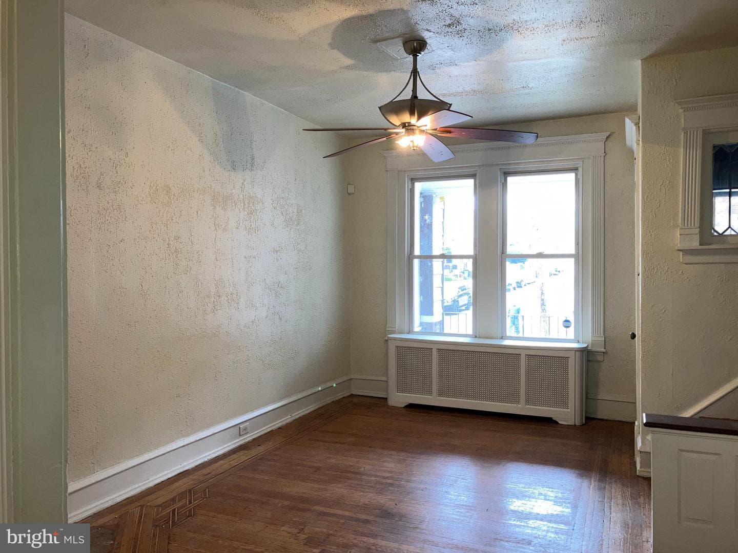1512 W Ruscomb Street photo 7