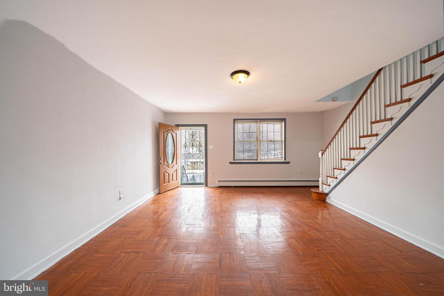 4323 Bleigh Avenue photo 4