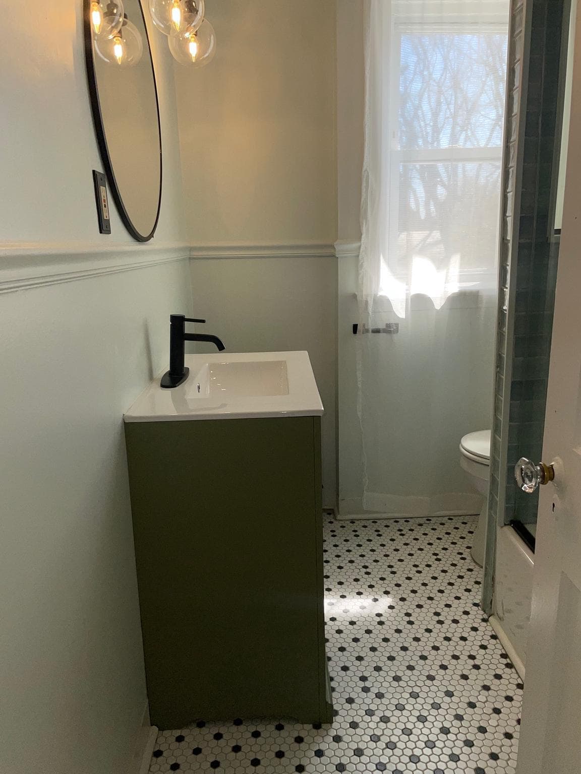 826 E Dorset Street photo 18