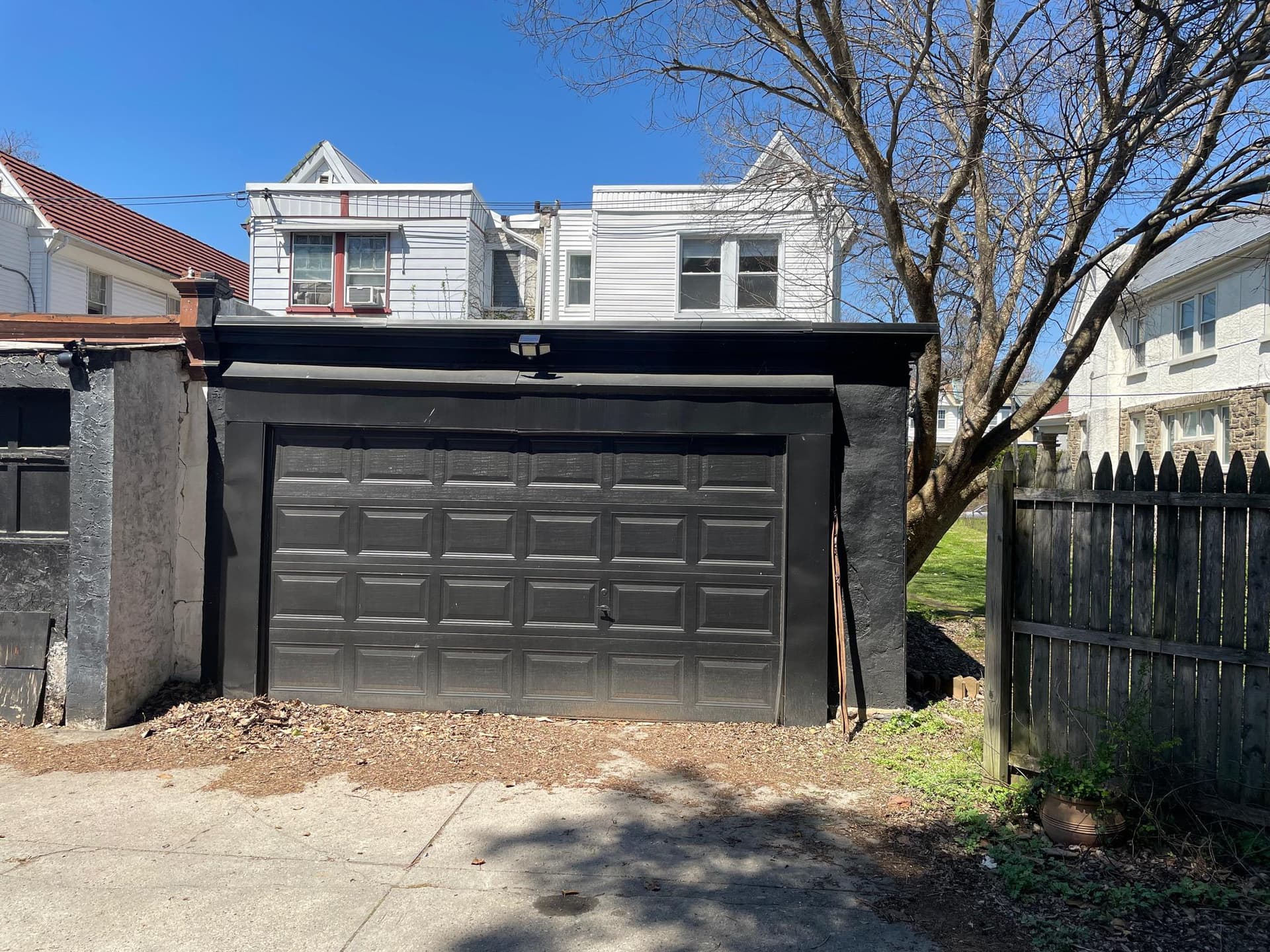 826 E Dorset Street photo 23
